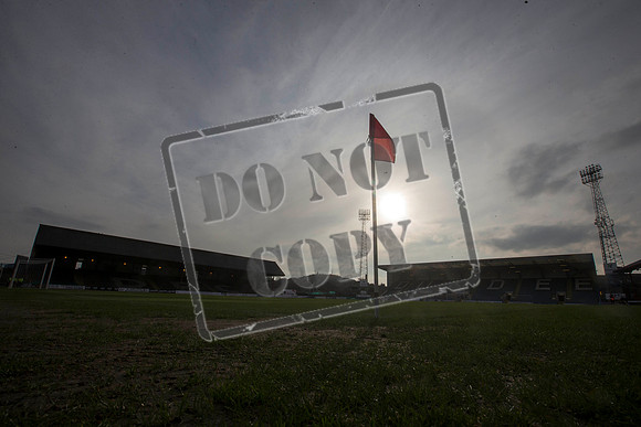 SOCCER Dundee