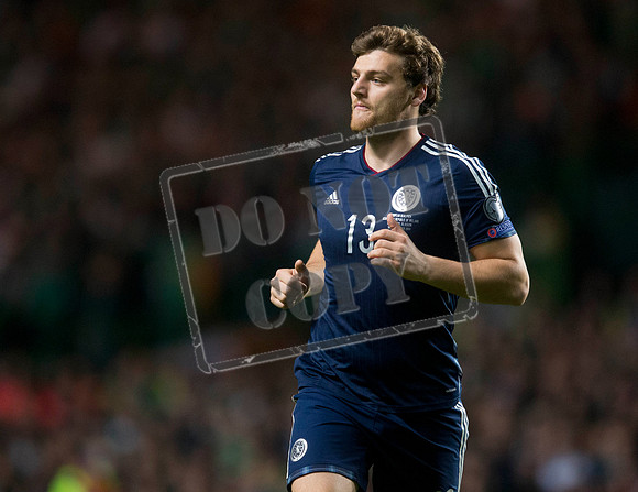 Soccer - UEFA Euro 2016 - Qualifying - Group D - Scotland v Republic of Ireland - Hampden Park