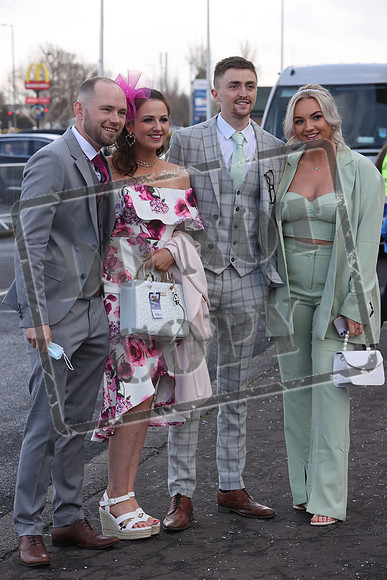 RACING Ayr
