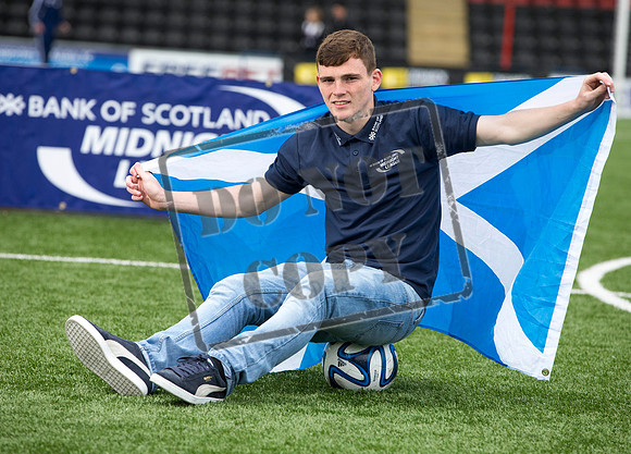 andrew robertson
