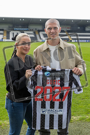 St Mirren