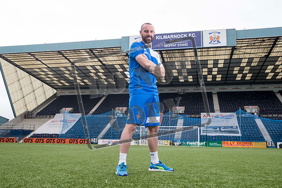 Kilmarnock signing