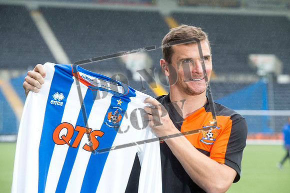 Kilmarnock signing
