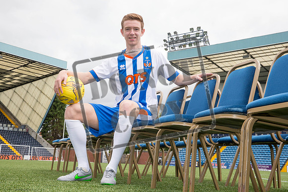 Kilmarnock signing