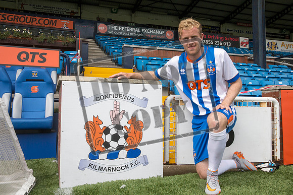 Kilmarnock signing