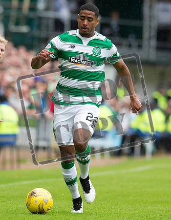 SOCCER Dundee