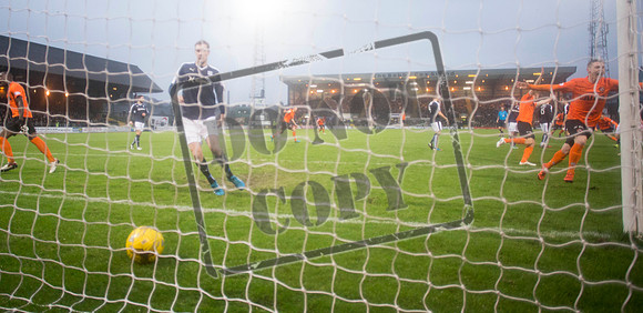 SOCCER Dundee