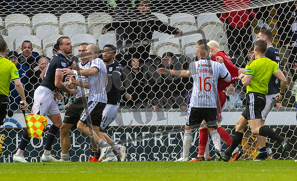 St Mirren v Dundee