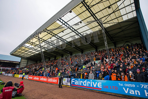 SOCCER Dundee