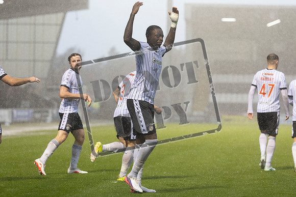 St Mirren v Dundee