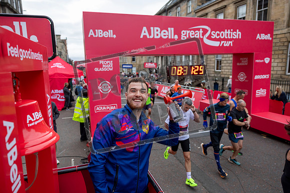 AJ Bell Great Scottish Run