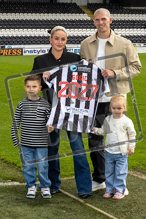 St Mirren
