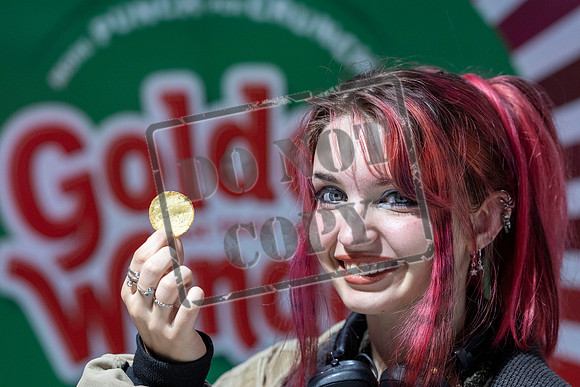 Golden wonder crisps