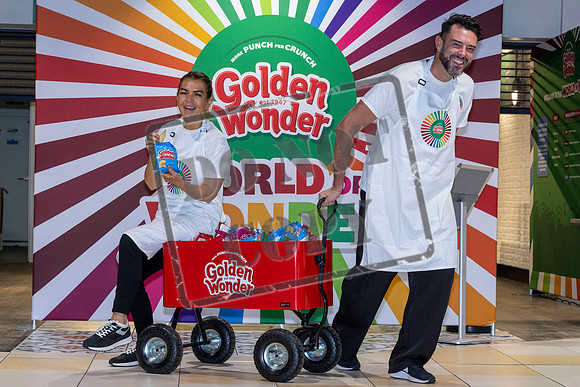 Golden wonder crisps