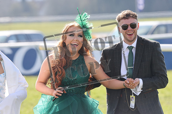 RACING Ayr