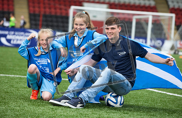 andrew robertson
