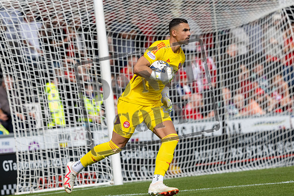 St Mirren v Aberdeen