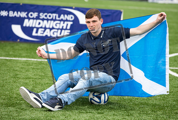 andrew robertson