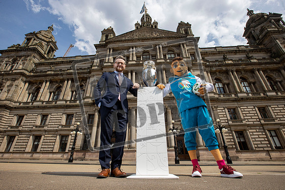 EURO2020 trophy Tour