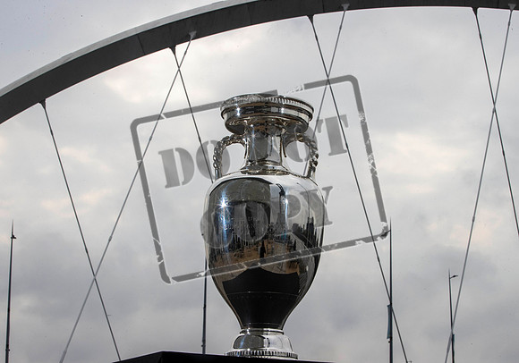 EURO2020 trophy Tour