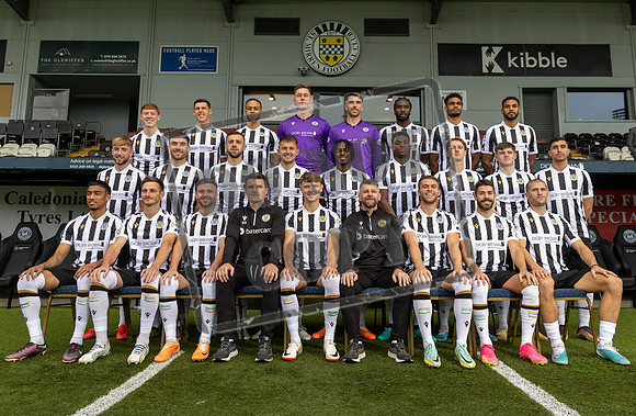 st mirren team picture