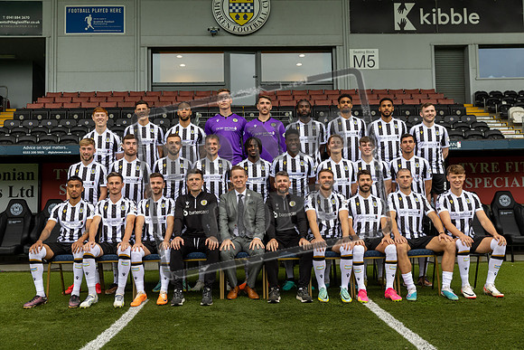 st mirren team picture