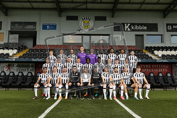 st mirren team picture