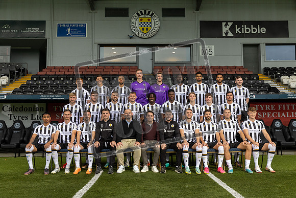 st mirren team picture