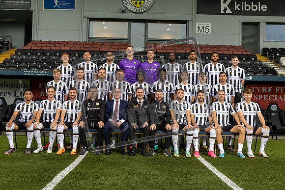 st mirren team picture