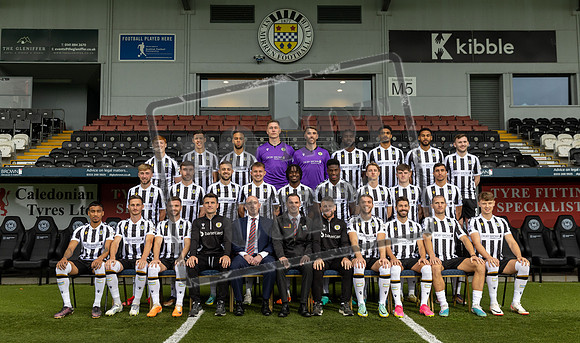st mirren team picture