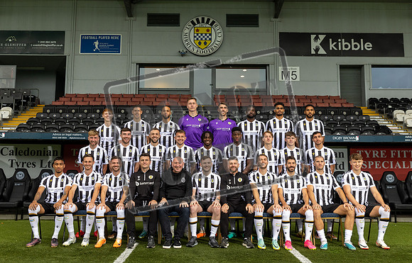 st mirren team picture