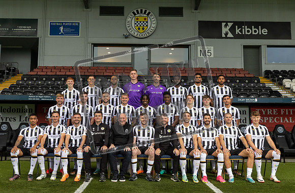 st mirren team picture