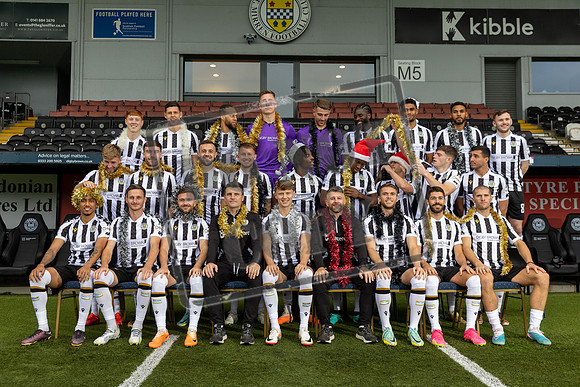 st mirren team picture