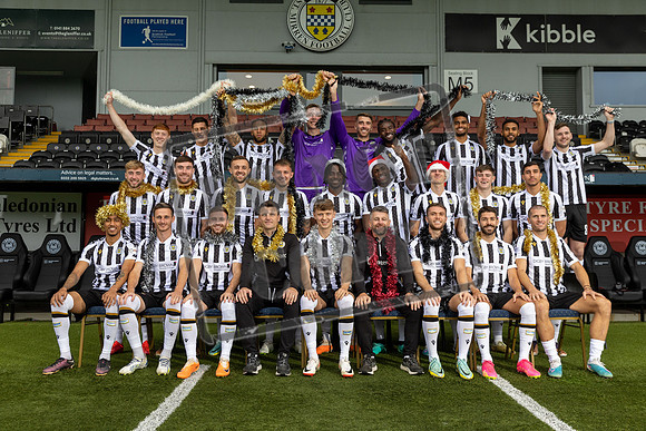 st mirren team picture