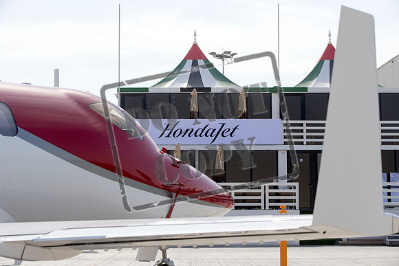 DUBAI AIRSHOW
