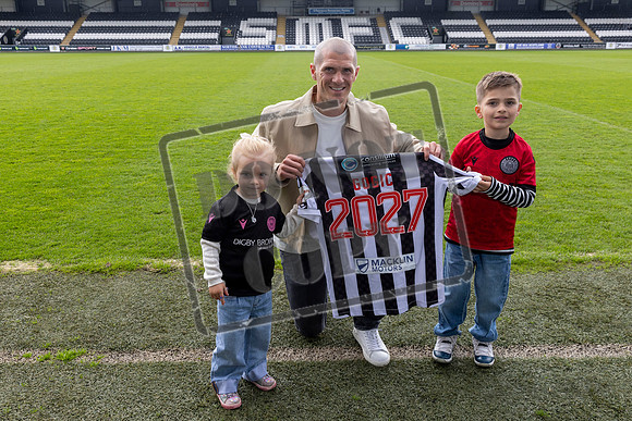 St Mirren