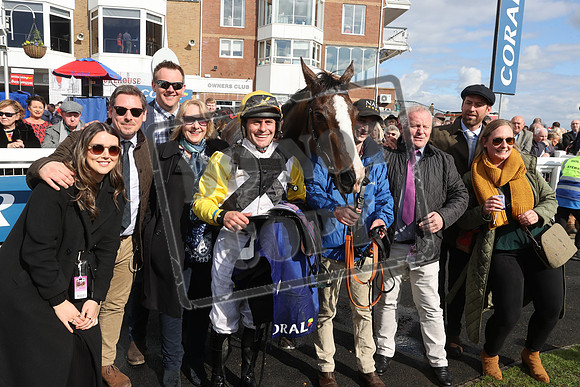 RACING Ayr