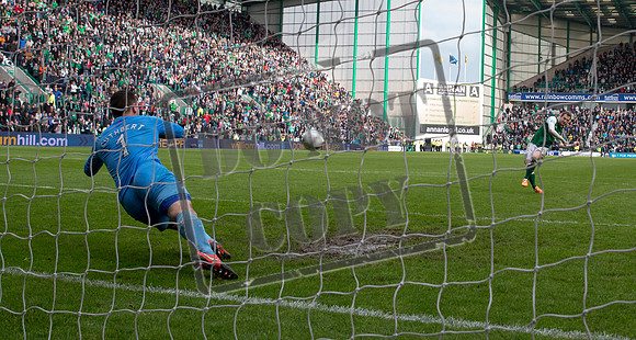 SOCCER Hibernian