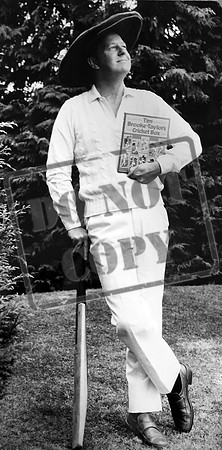Comedian Tim Brooke-Taylor book launch 1986