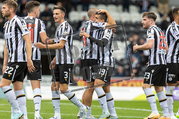 St Mirren v Arbroath