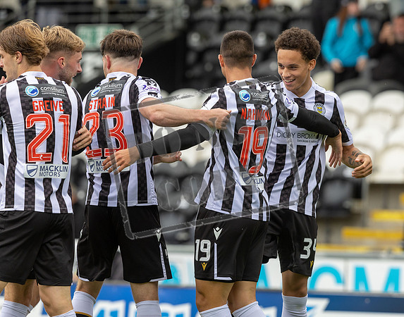 St Mirren v Arbroath