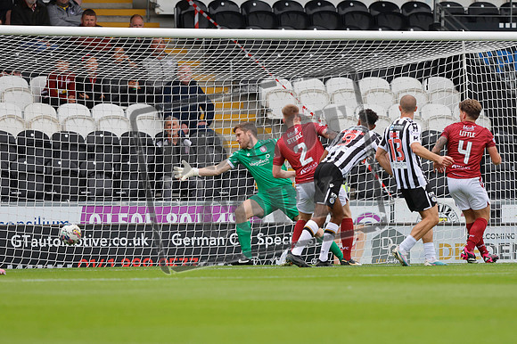 St Mirren v Arbroath
