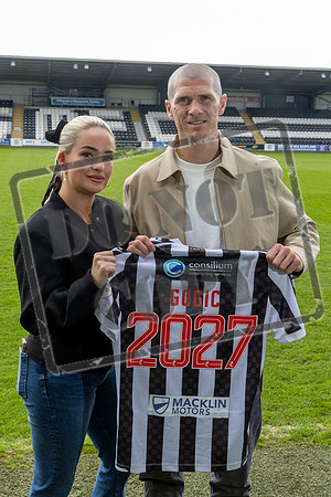 St Mirren