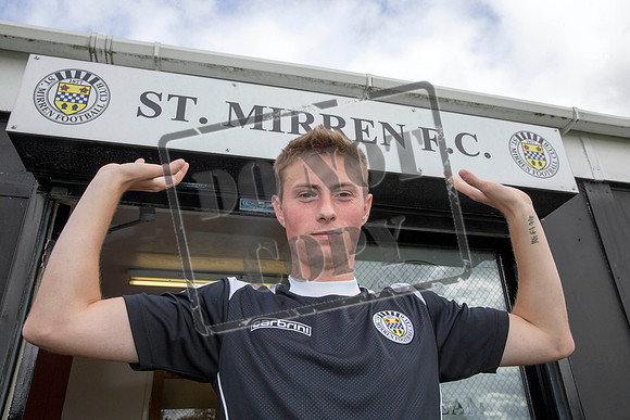 st mirren signing