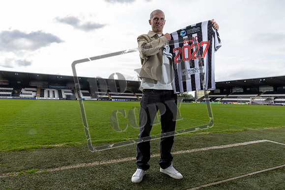 St Mirren