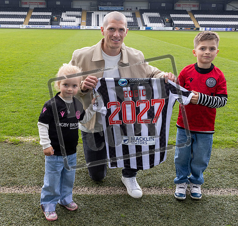 St Mirren