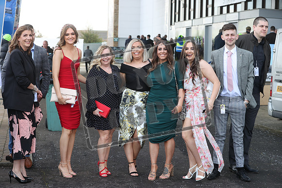 RACING Ayr