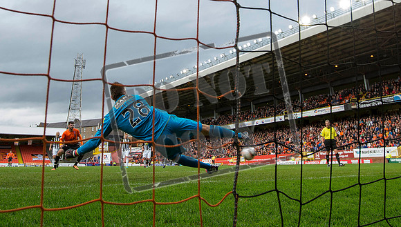 SOCCER Dundee Utd