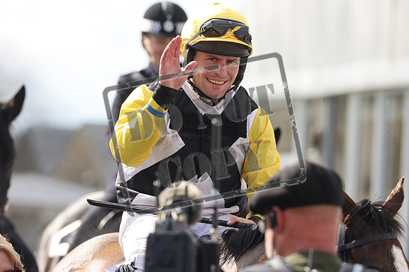 RACING Ayr