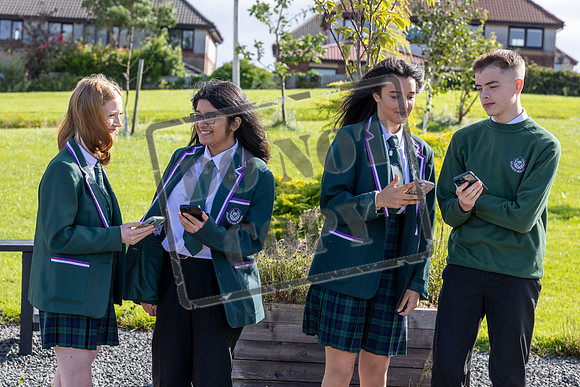 East Renfrewshire Council School Exam Results